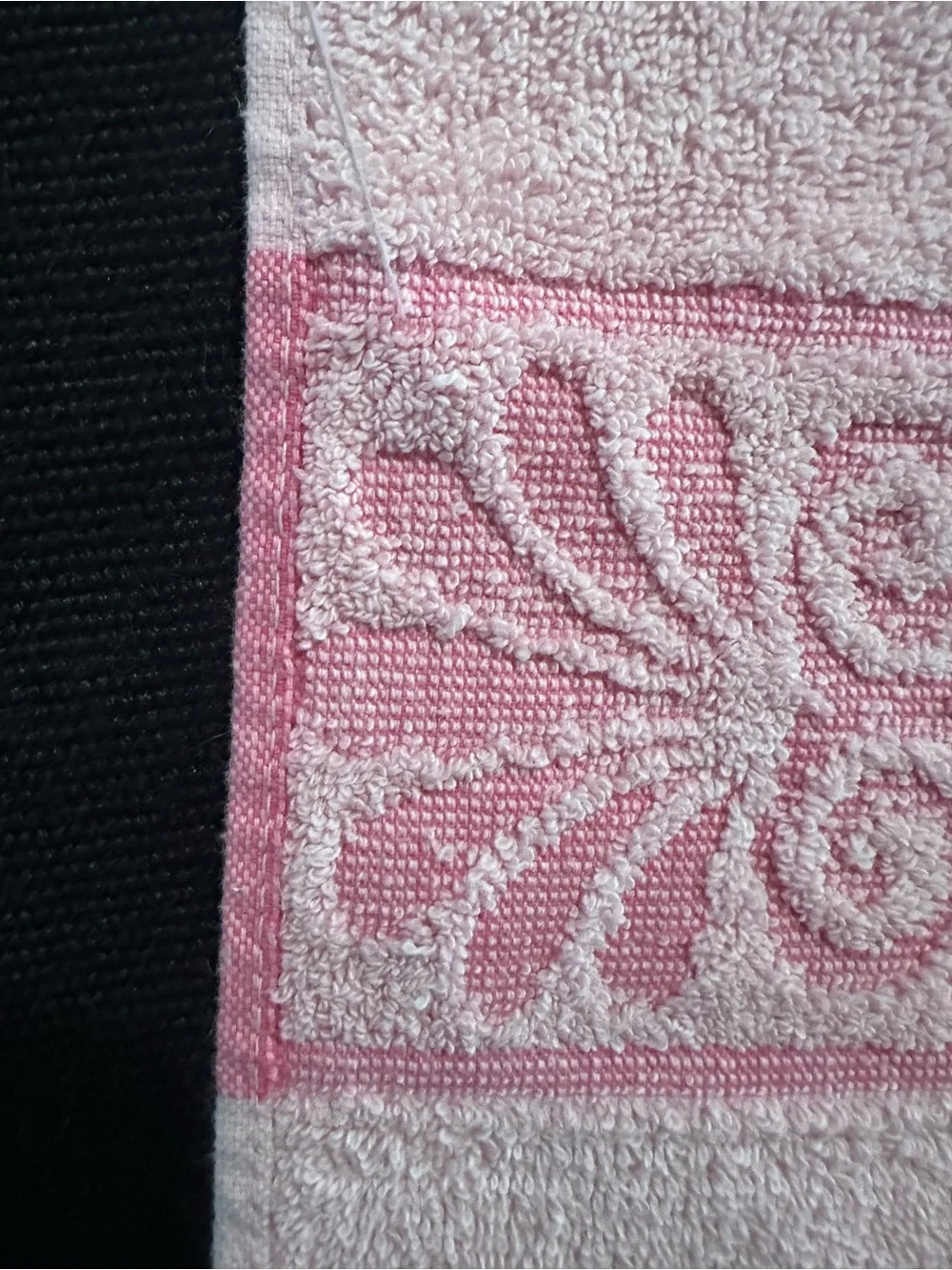 Vintage Cannon Monticello “Santa Cruz” Pink Bath Towel Excellent Vtg condition